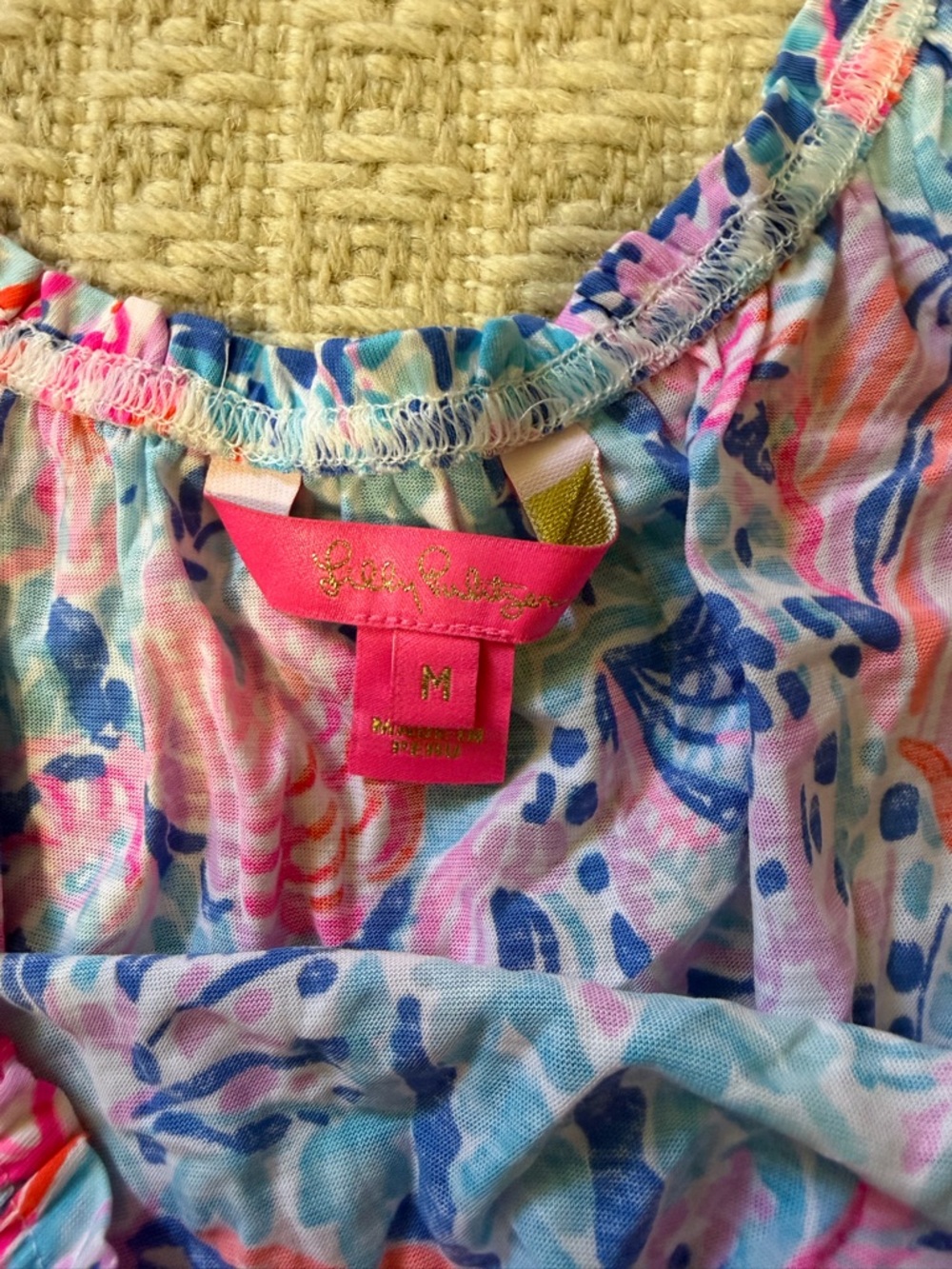 Lilly Pulitzer Loro Top in Treasure Trove - Picture 3 of 3